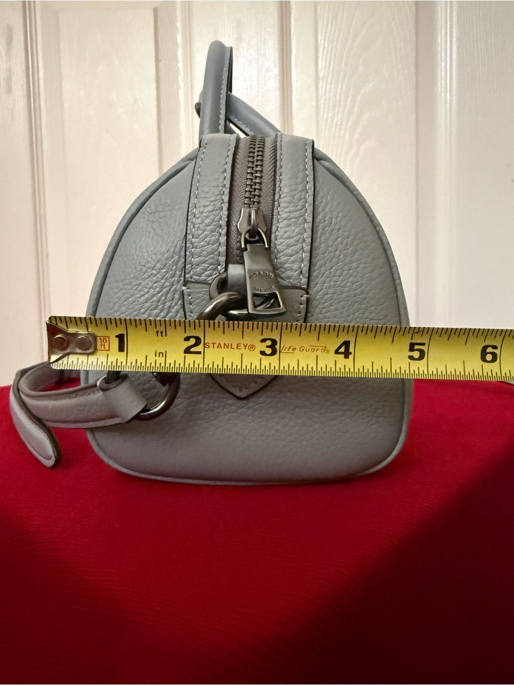 Coach pebble leather barrel bag - Picture 9 of 10